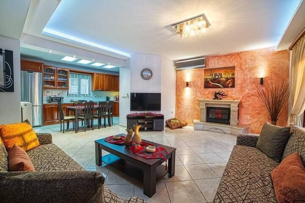 Photo of Bedroom in Roussospiti