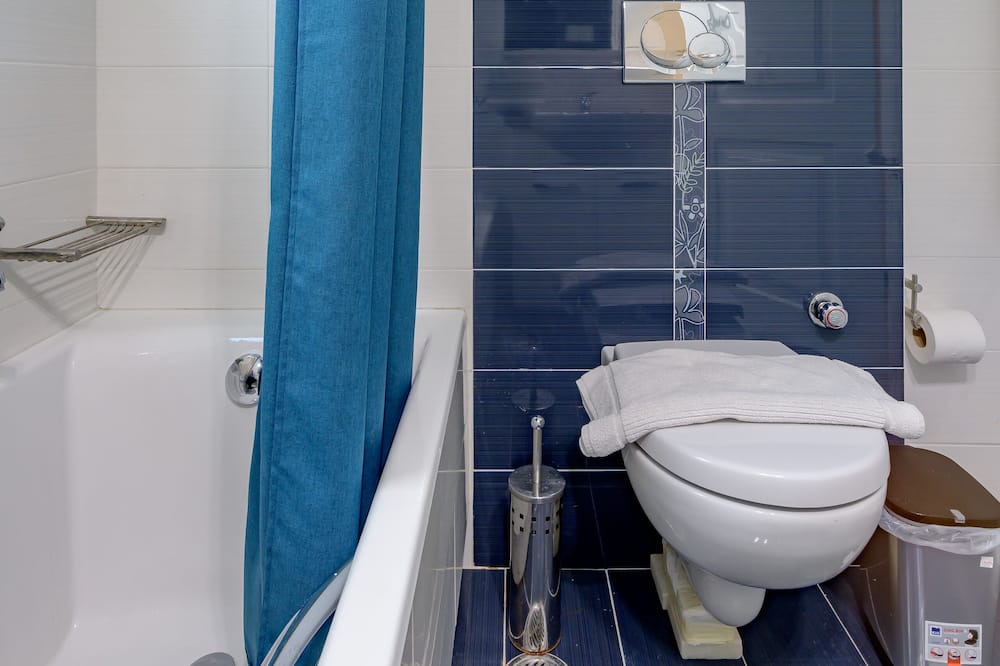 Photo of Bathroom in Ilioupoli