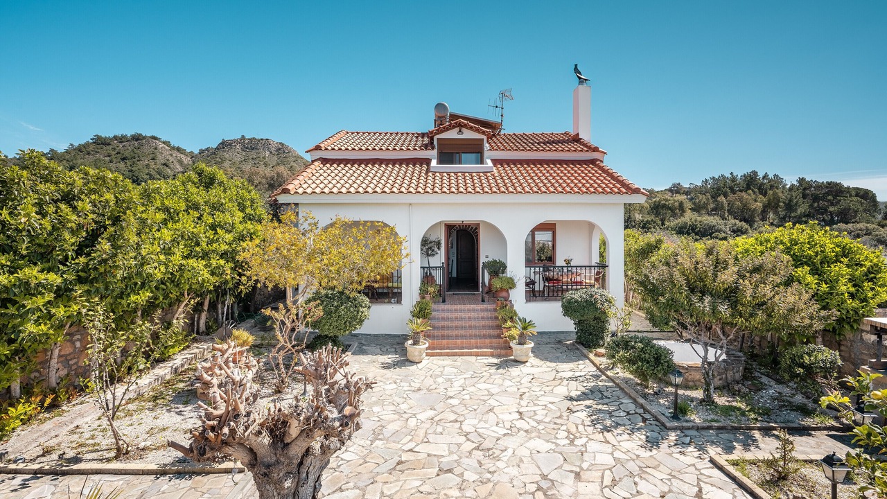 Photo of Outdoor in Istrios
