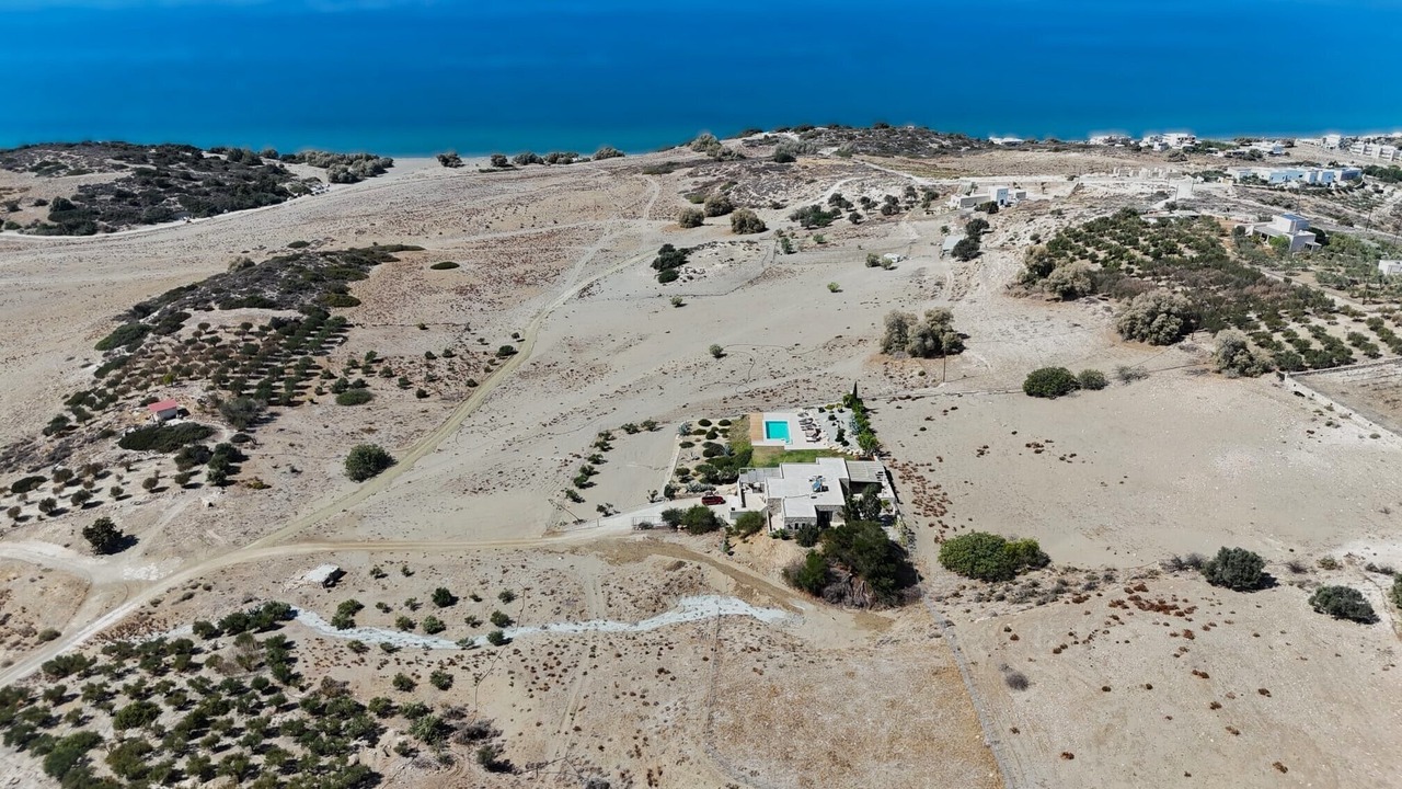 Photo of Outdoor in Pitsidia