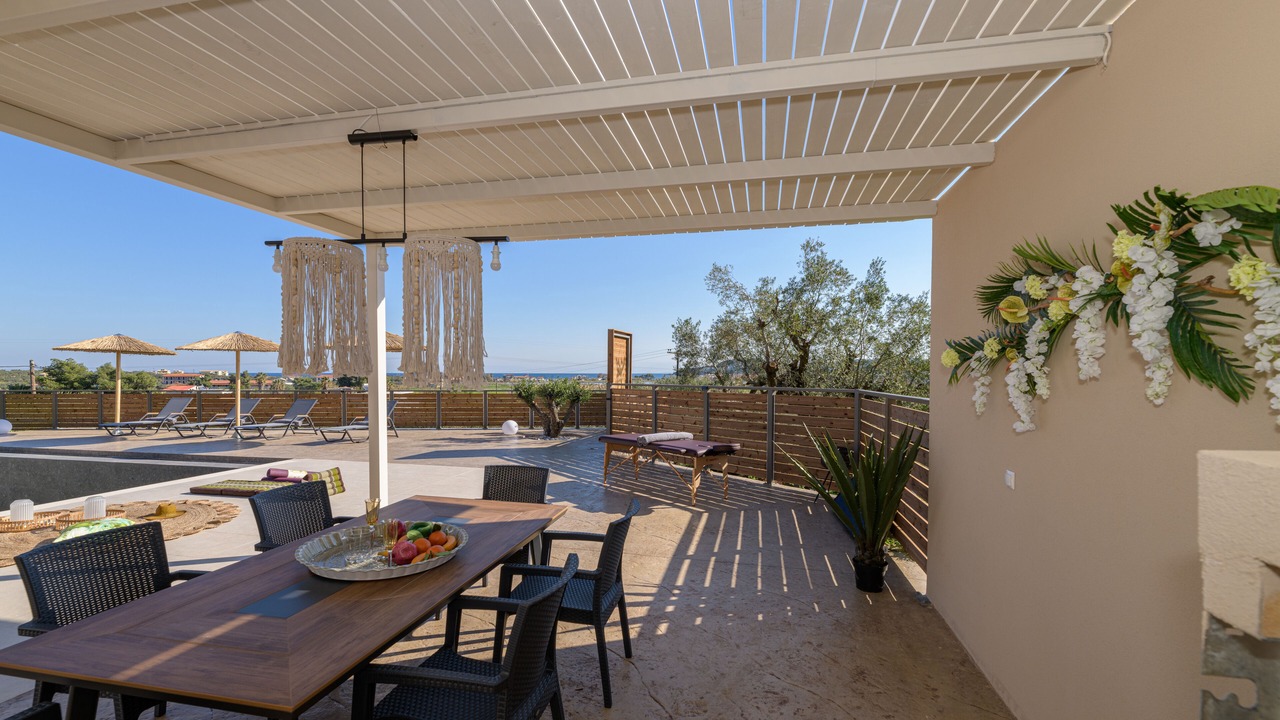 Photo of Outdoor in Alykes