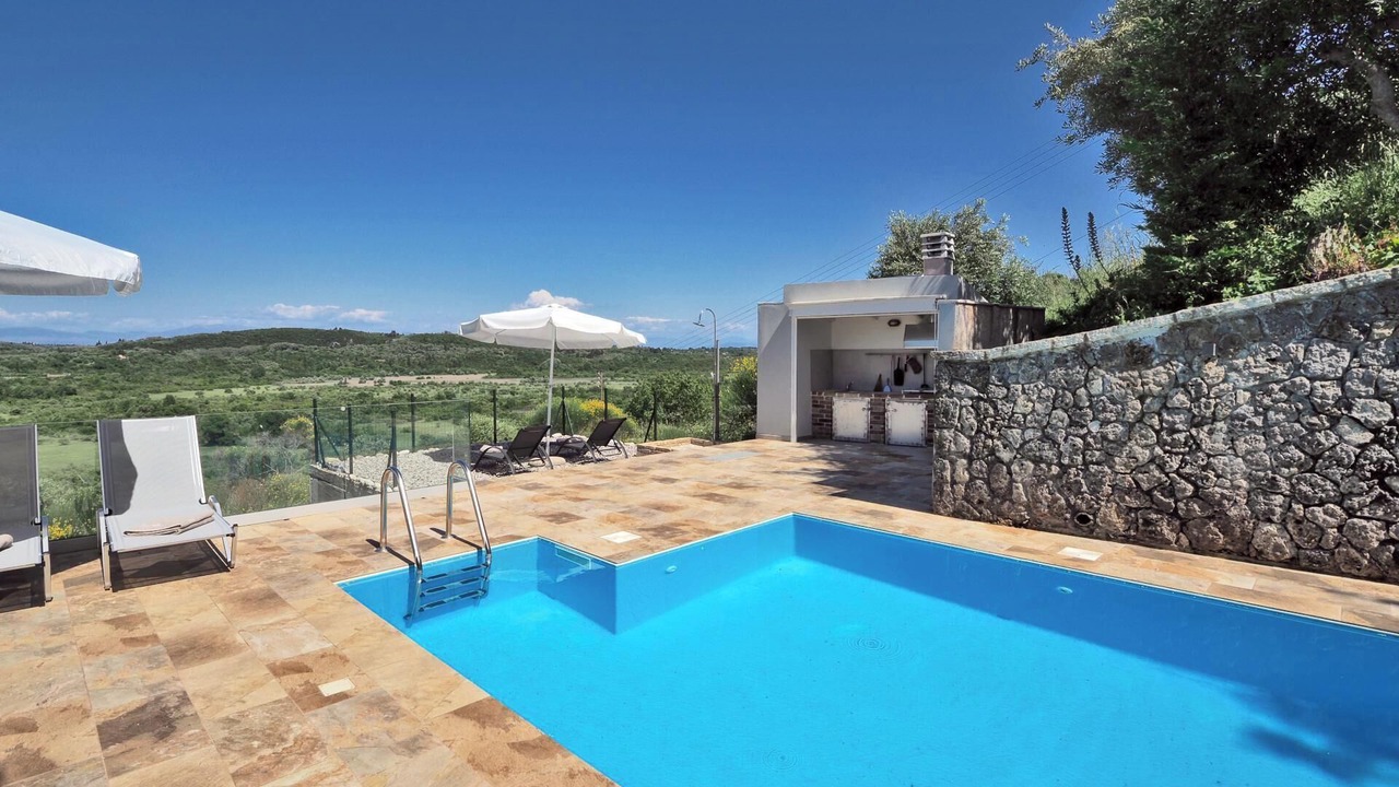 Photo of Outdoor in Doukades