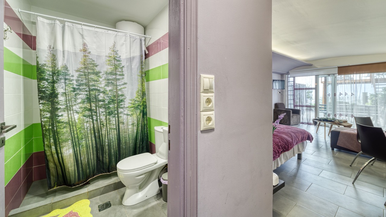 Photo of Bathroom in Kamena Vourla