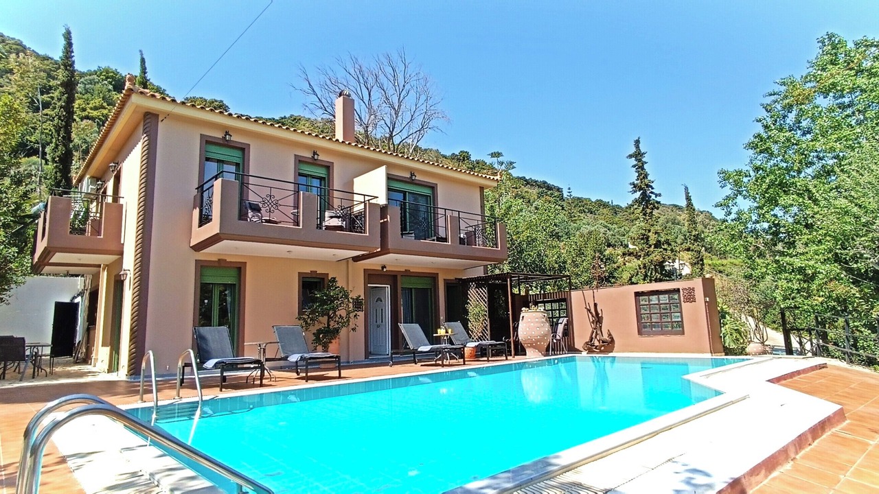 Photo of Outdoor in Kateleios