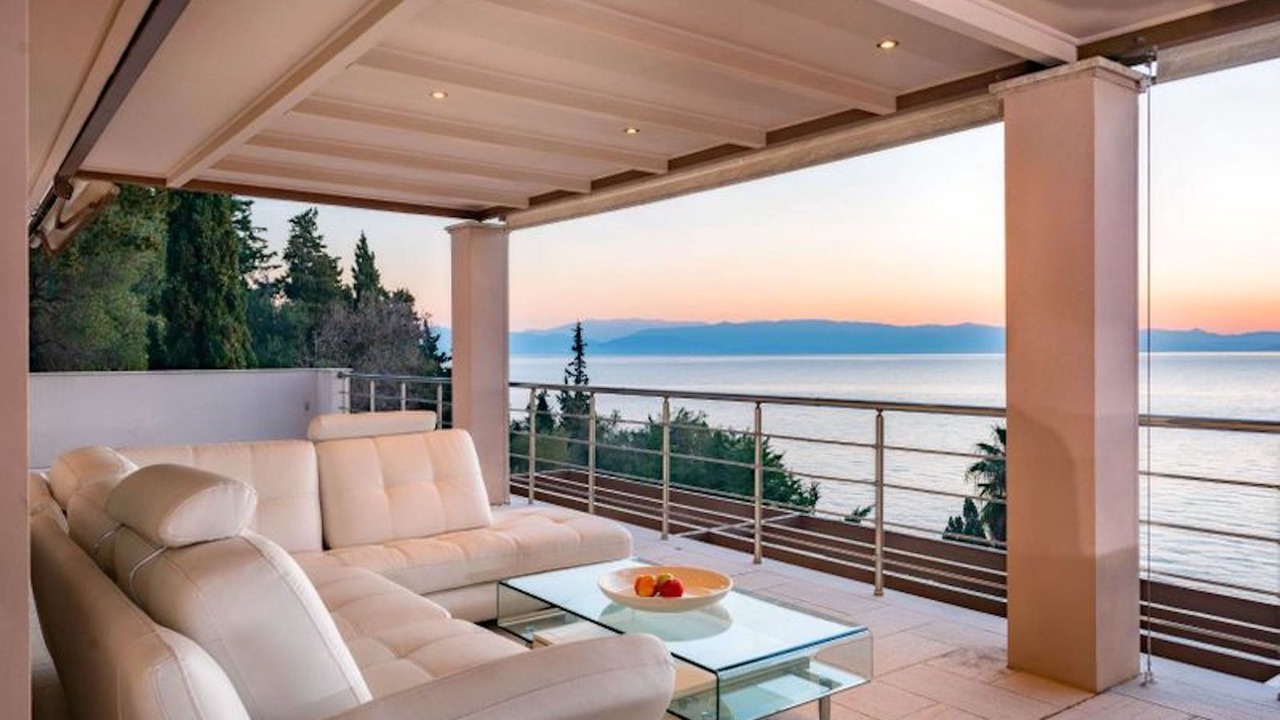 Photo of Outdoor in Perama