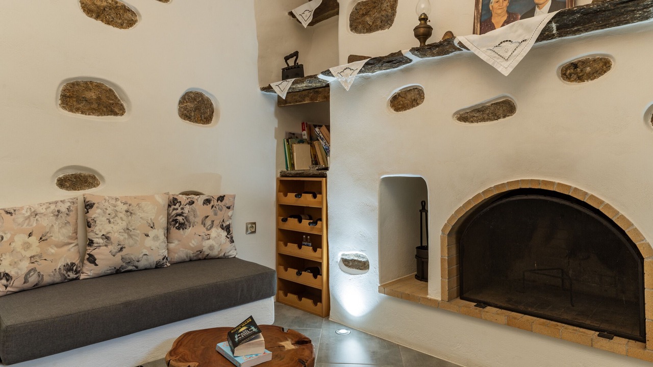 Photo of Livingroom in Koronos