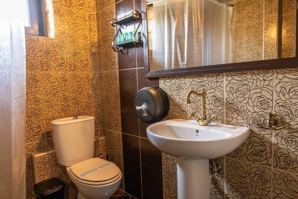 Photo of Bathroom in Florina