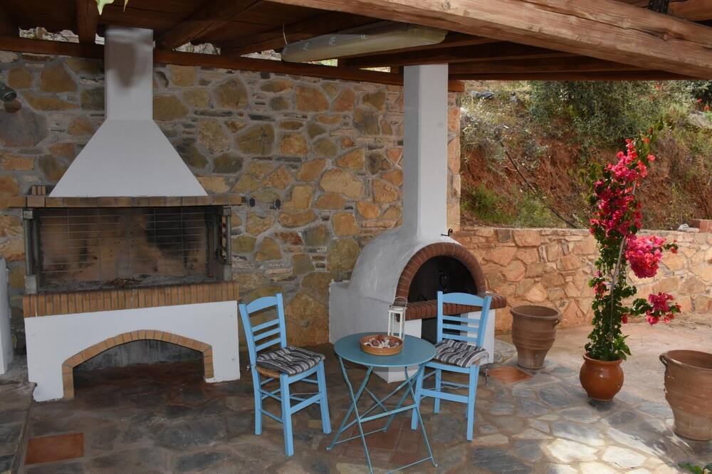 Photo of Outdoor in Sourpi