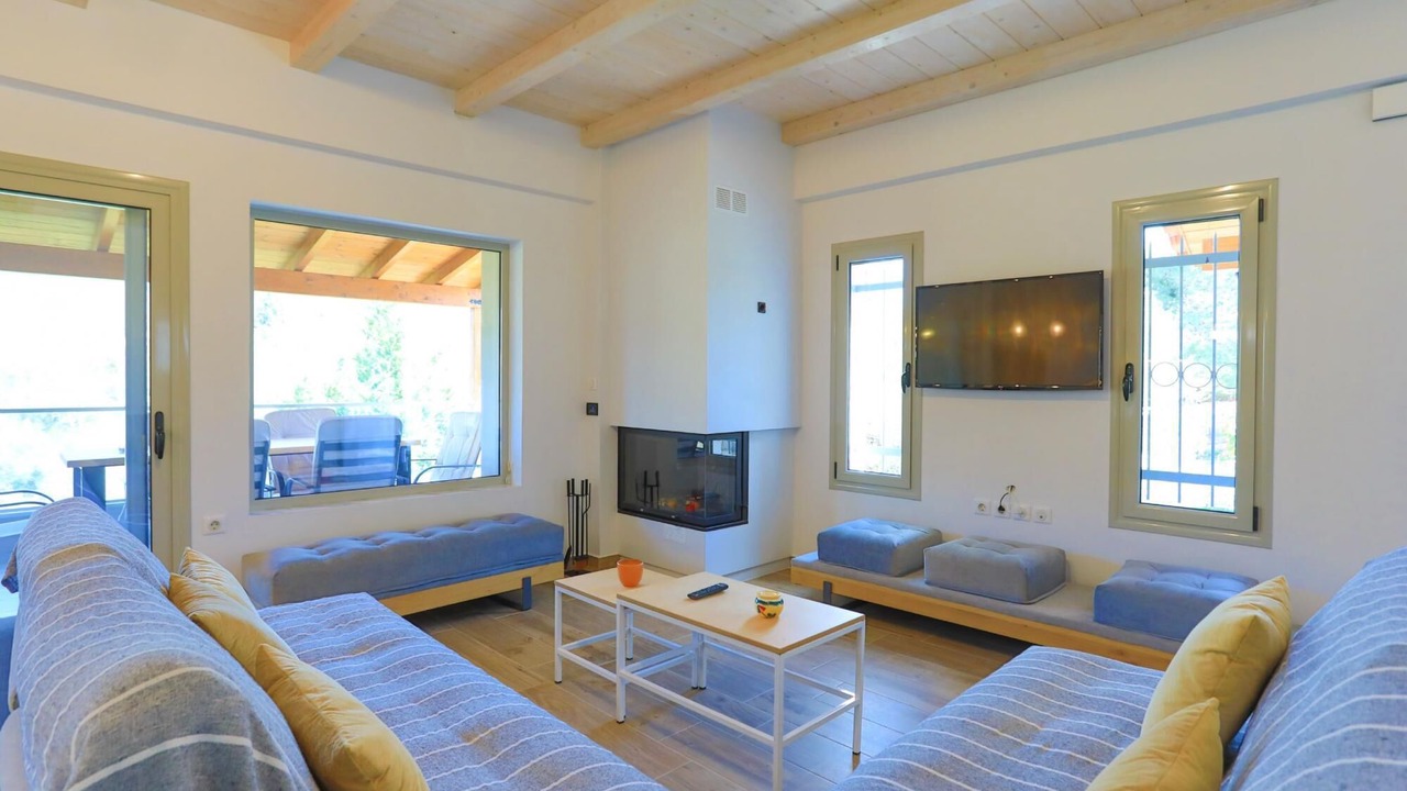 Photo of Livingroom in Ano Korakiana