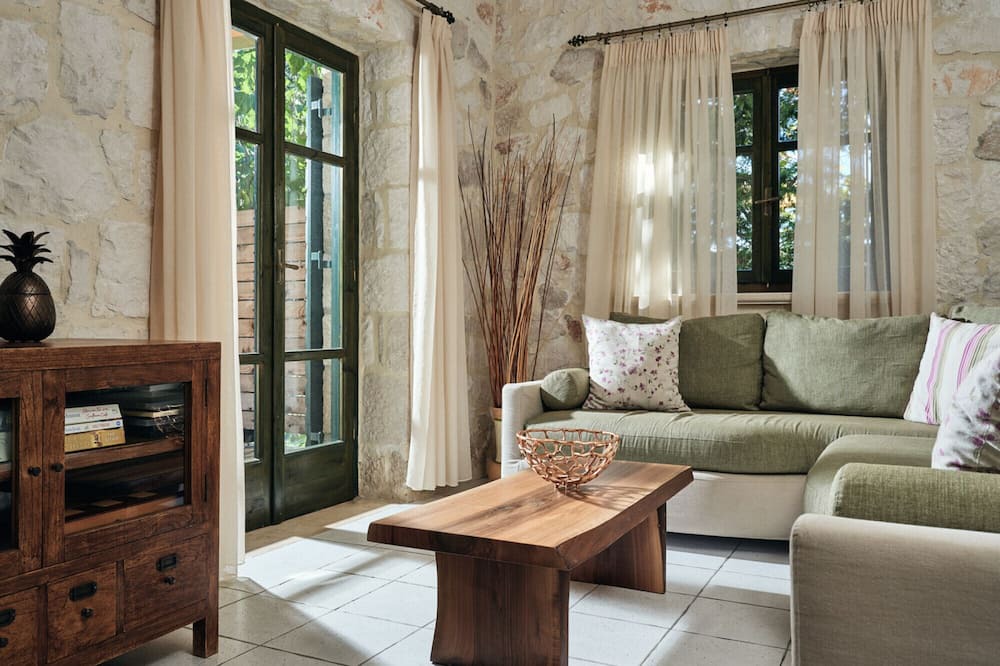 Photo of Livingroom in Varvara