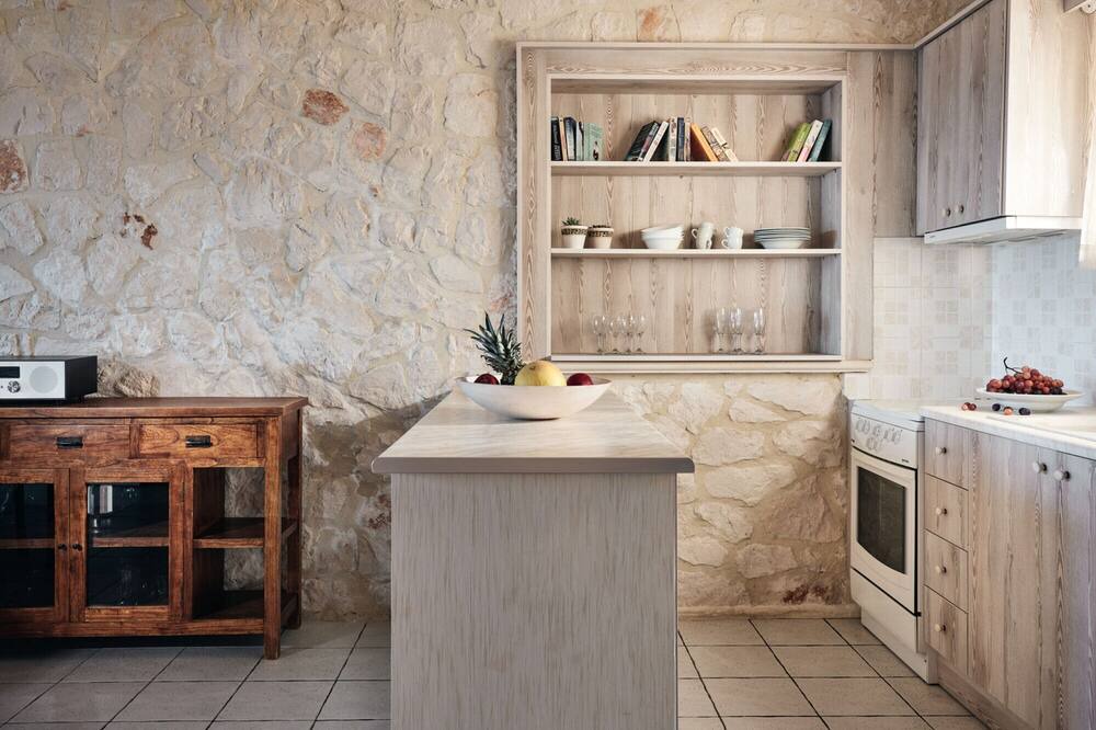 Photo of Kitchen in Varvara