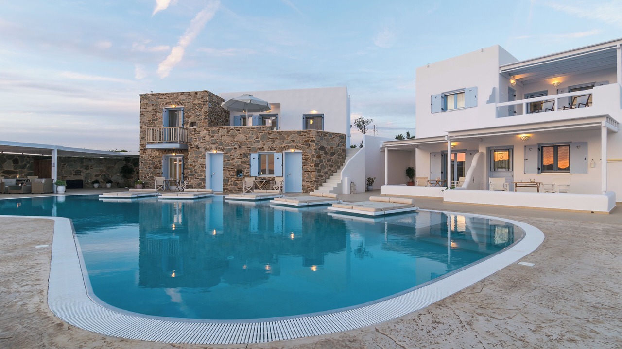 Photo of Outdoor in Adamas