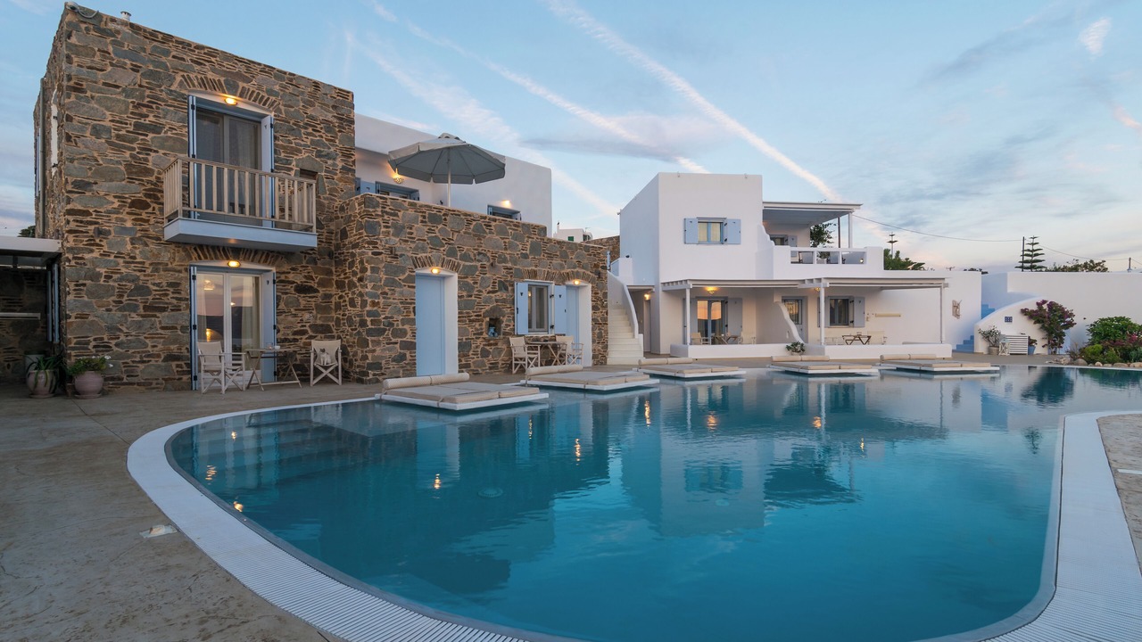 Photo of Outdoor in Adamas
