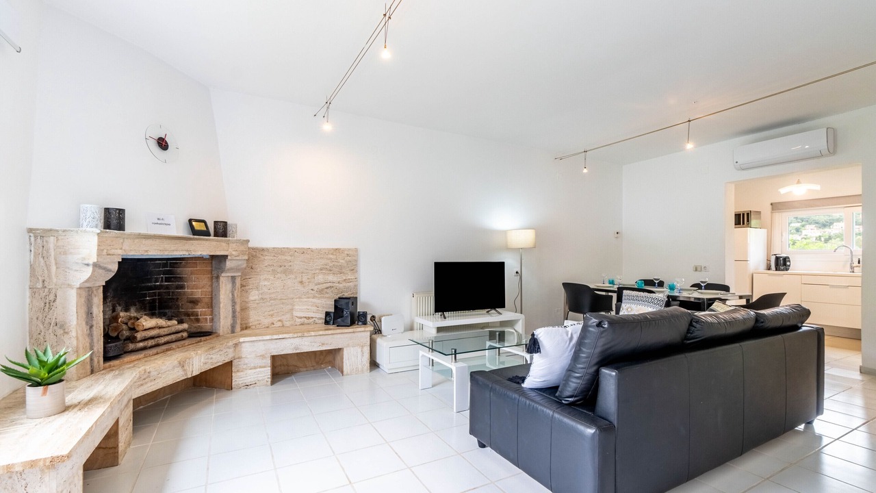 Photo of Livingroom in Liapades