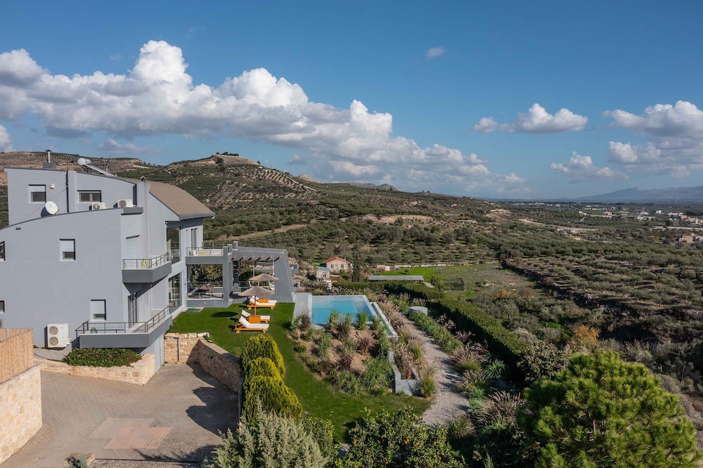 Photo of Outdoor in Mires