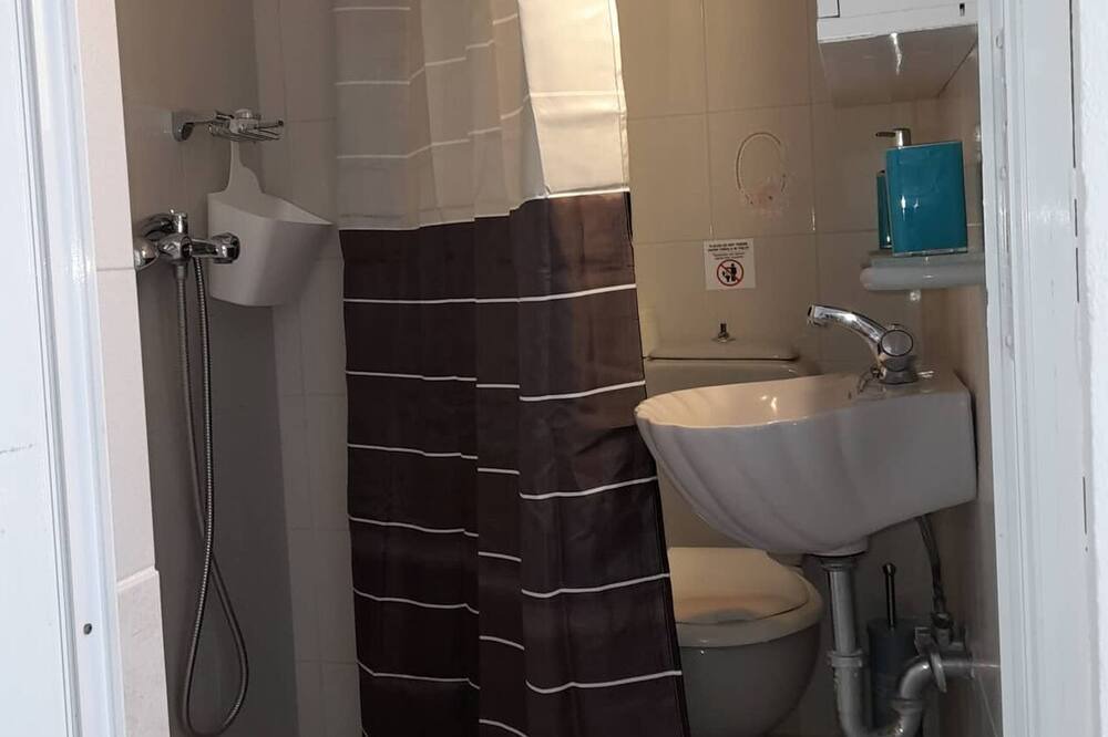 Photo of Bathroom in Haraki