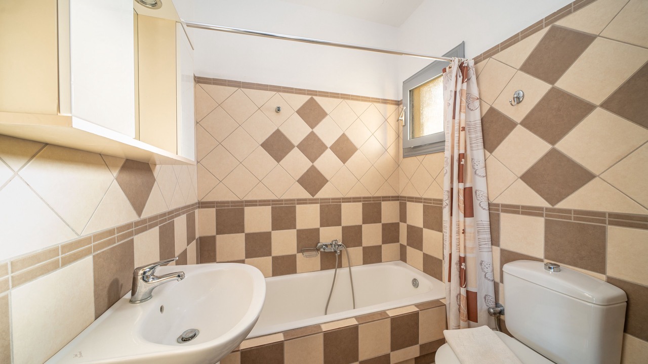 Photo of Bathroom in Mousata