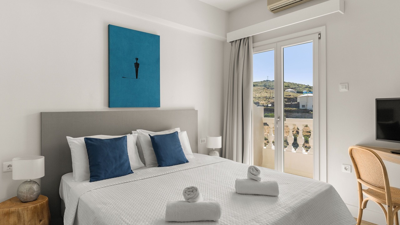 Photo of Bedroom in Paleopolis