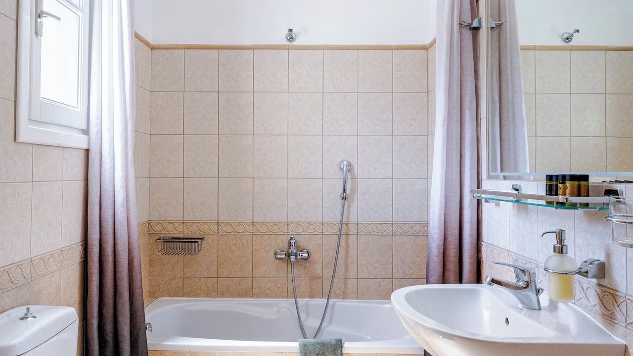 Photo of Bathroom in Panormos