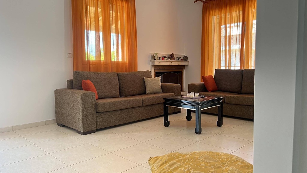 Photo of Livingroom in Psatha
