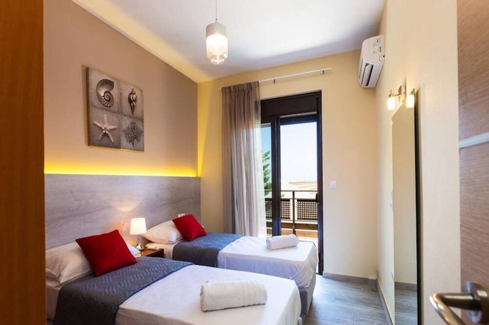 Photo of Bedroom in Loutra