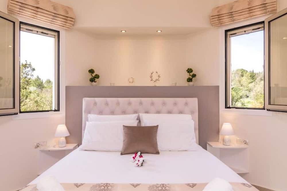 Photo of Bedroom in Limni