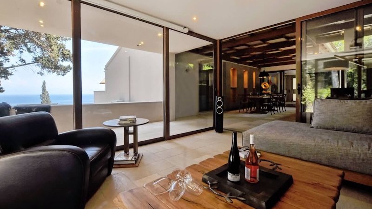 Photo of Livingroom in Perama