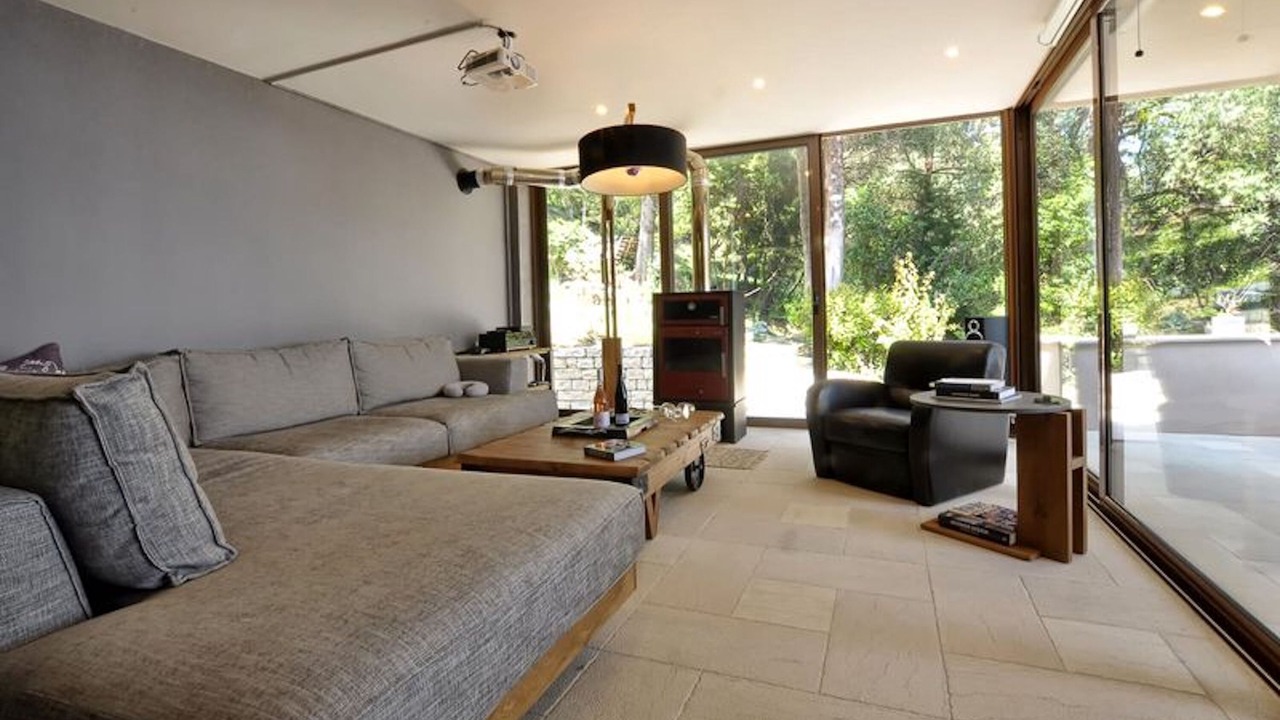 Photo of Livingroom in Perama
