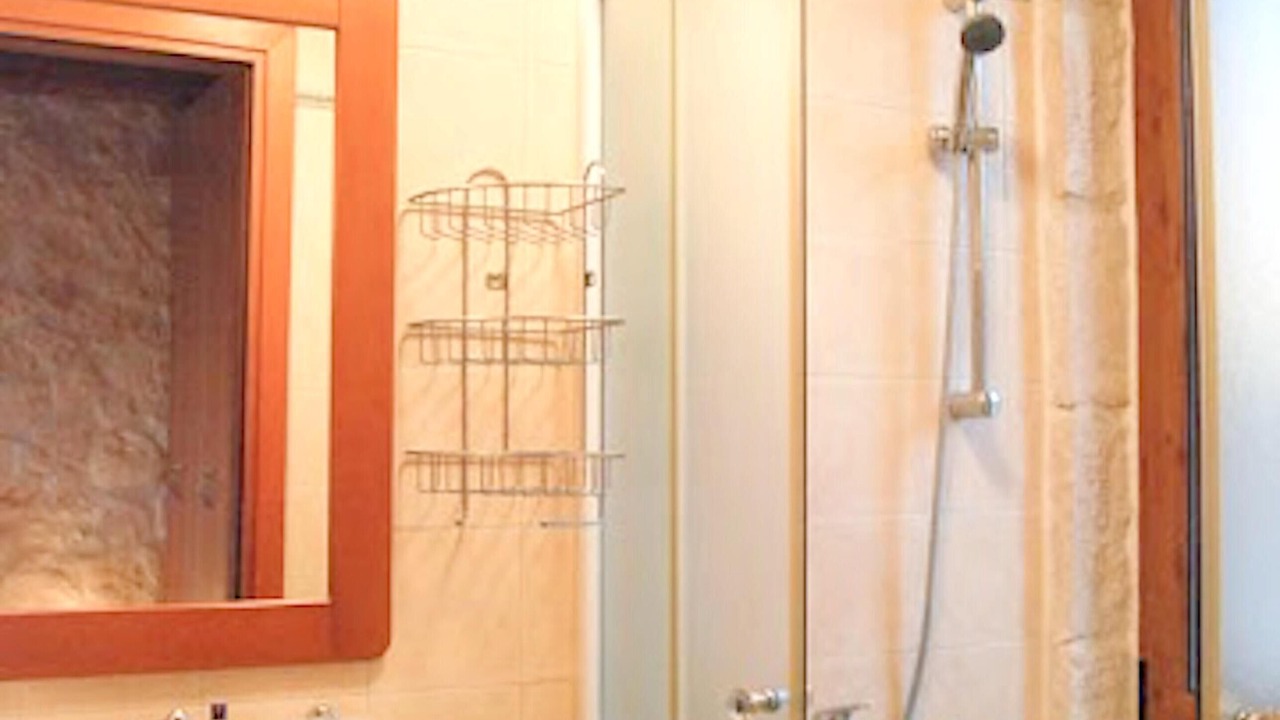 Photo of Bathroom in Tragaki