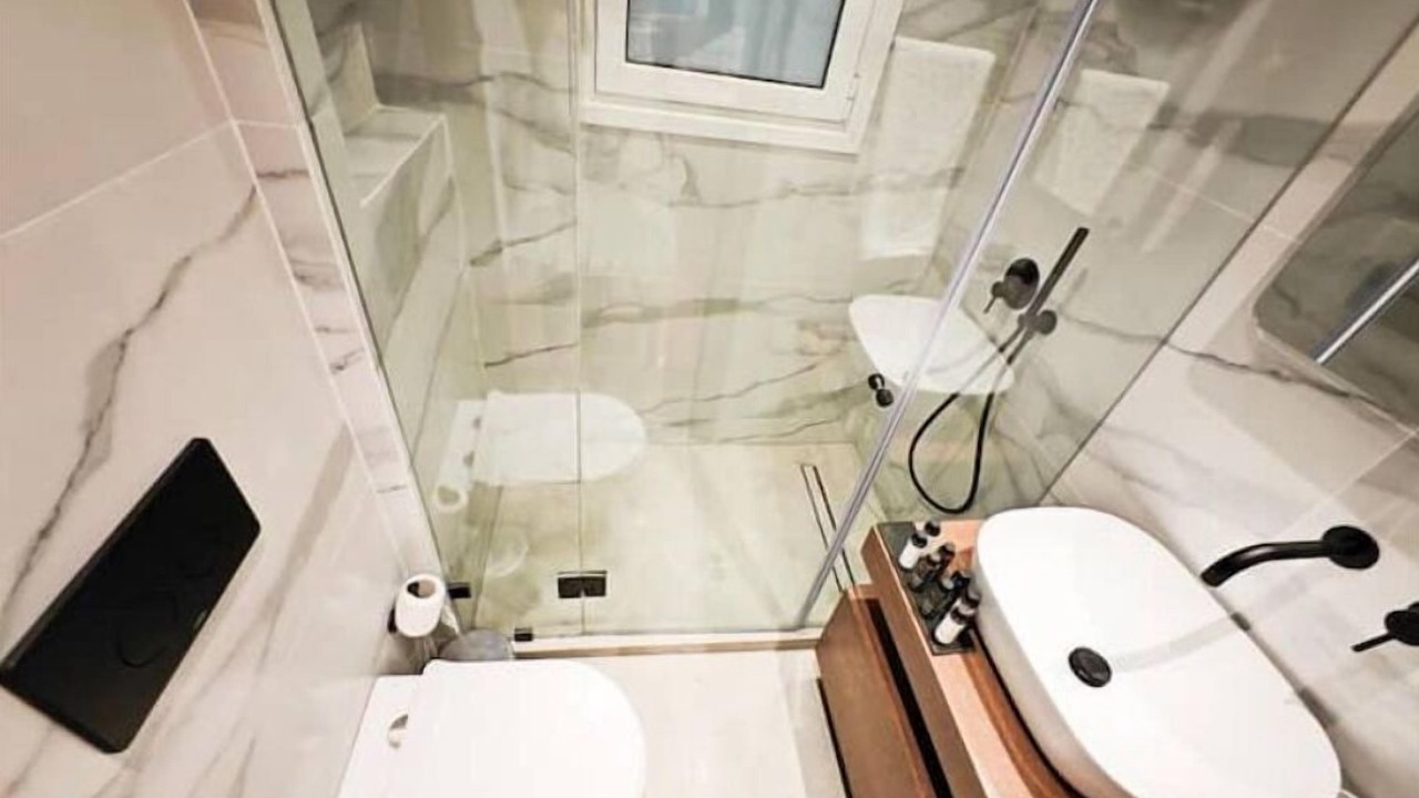 Photo of Bathroom in Ano Patisia