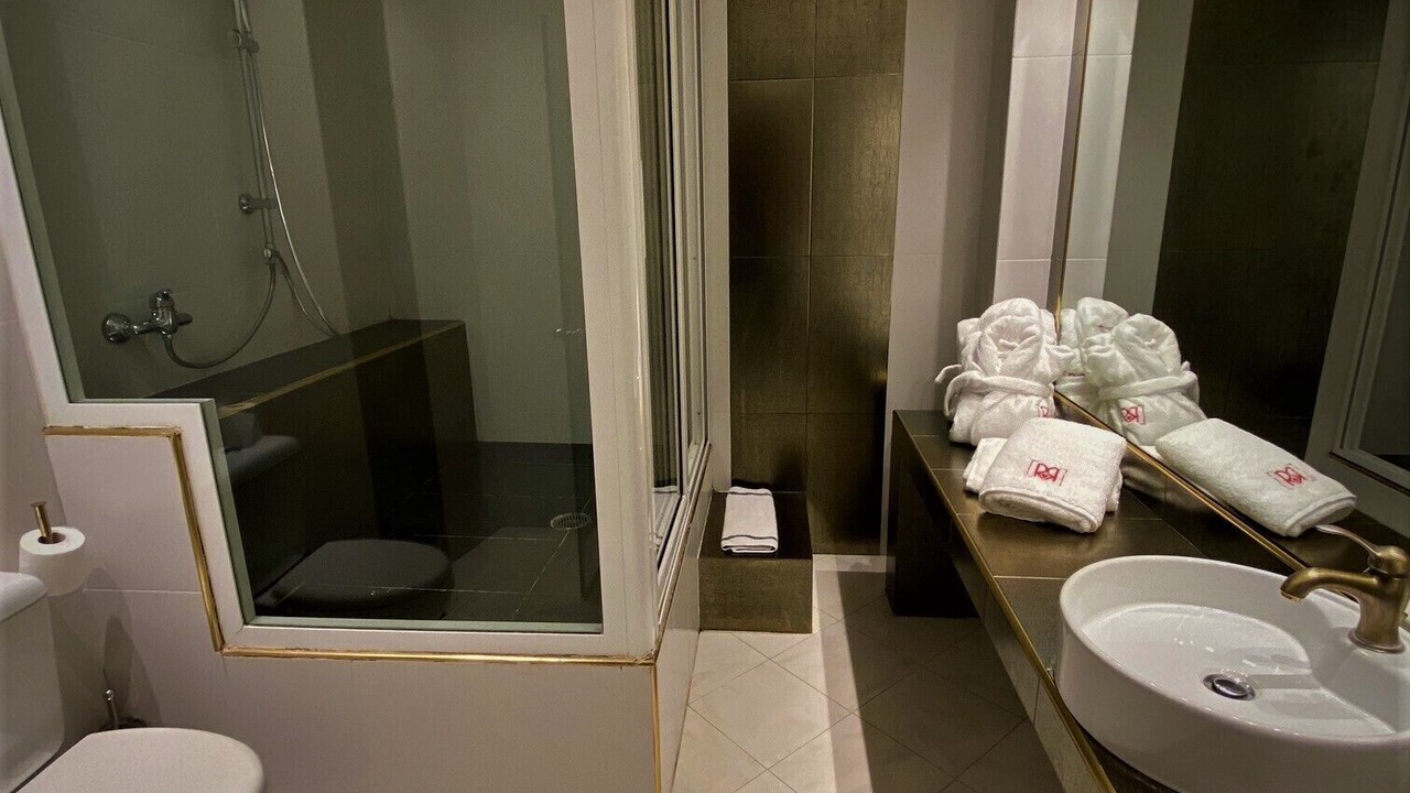 Photo of Bathroom in Kifisia