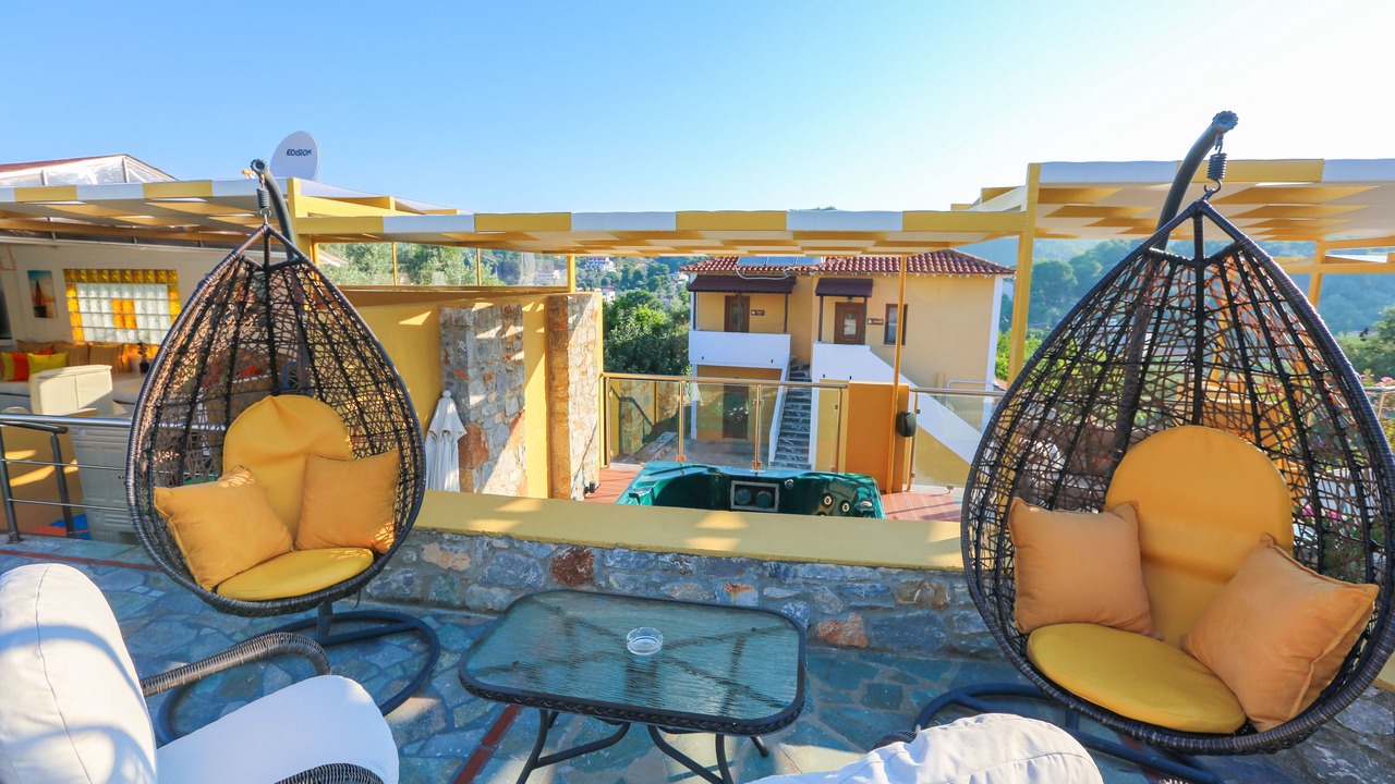 Photo of Patio Balcony in Troulos