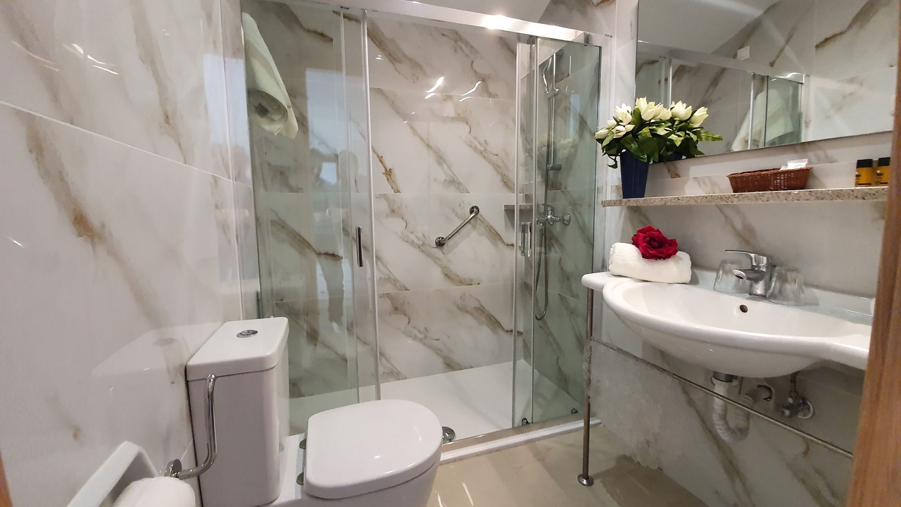 Photo of Bathroom in Tolo