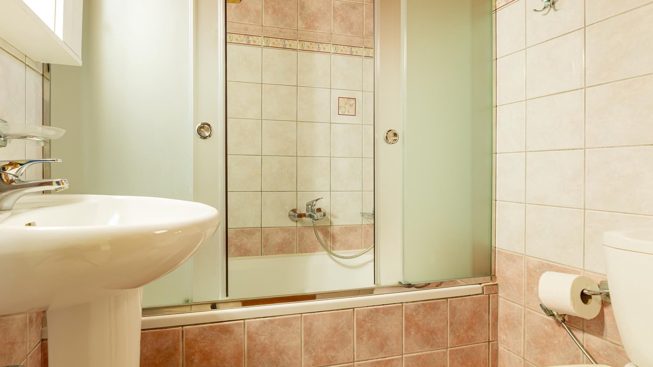 Photo of Bathroom in Ano Vasilikos
