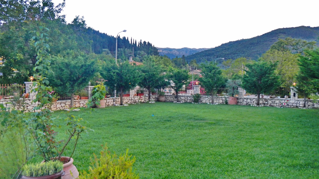 Photo of Outdoor in Asprogerakata