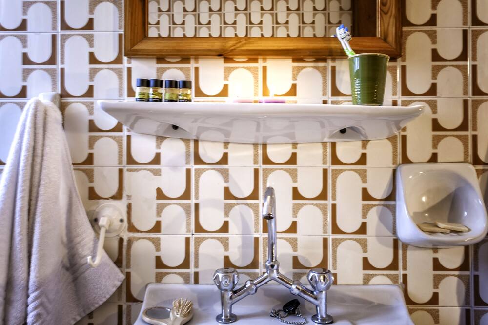 Photo of Bathroom in Kalathas