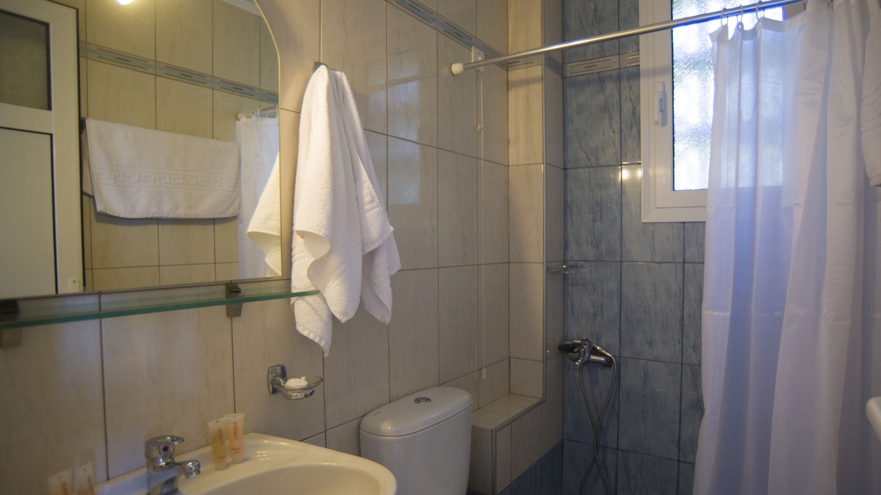 Photo of Bathroom in Perigiali