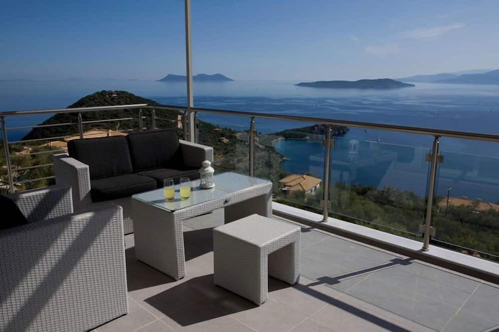 Photo of Patio Balcony in Sivota