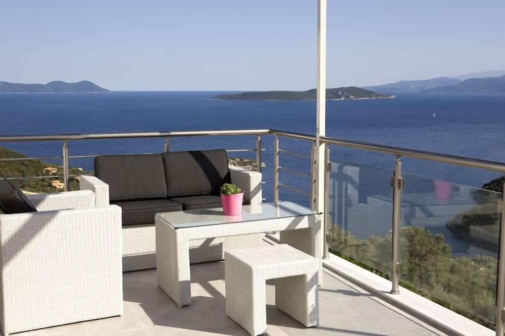 Photo of Patio Balcony in Sivota