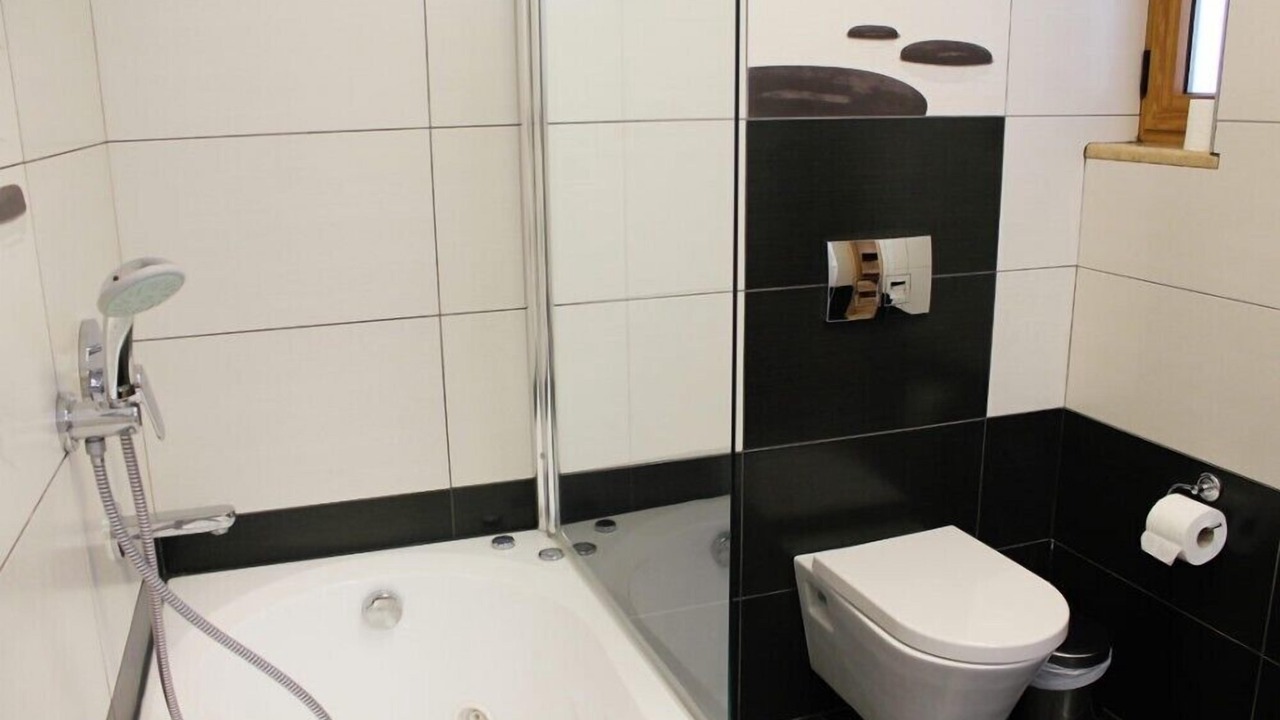 Photo of Bathroom in Methoni