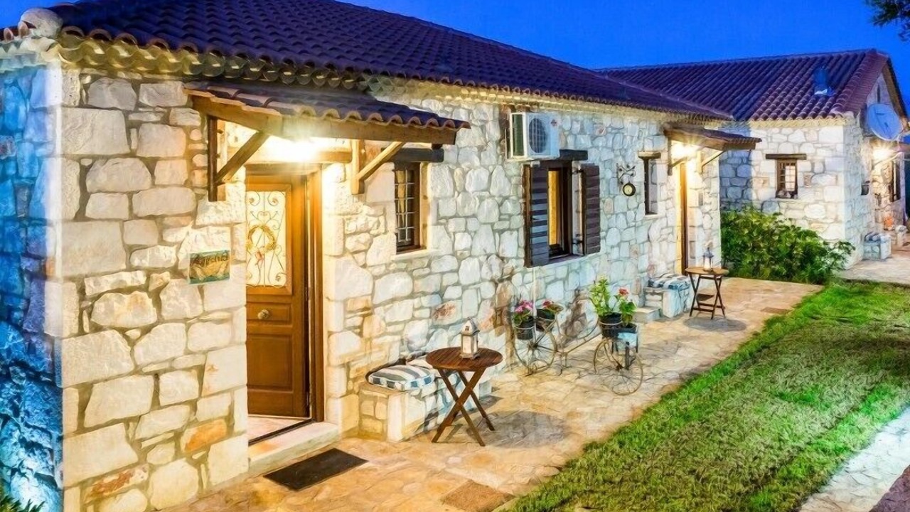 Photo of Outdoor in Psarou