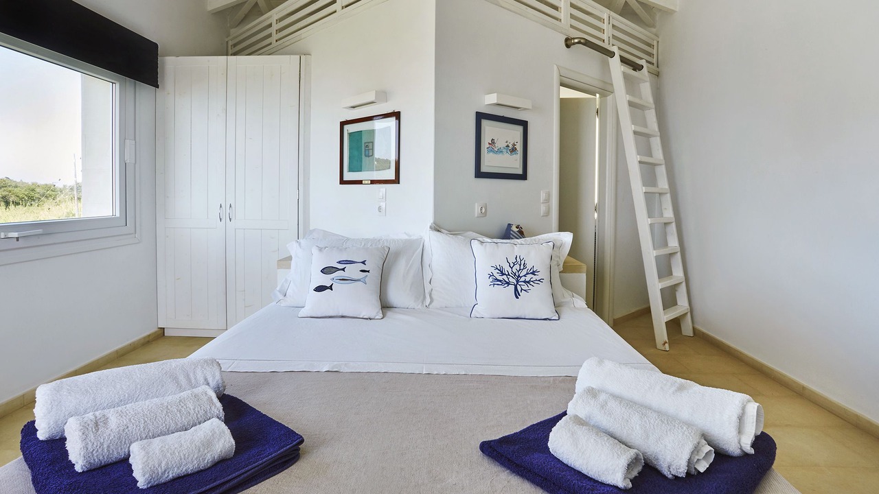Photo of Bedroom in Erikousa Island