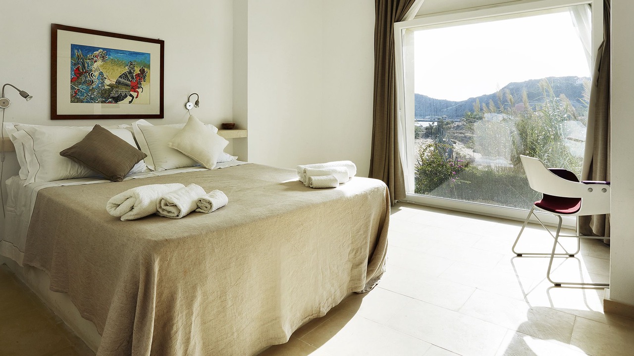 Photo of Bedroom in Erikousa Island