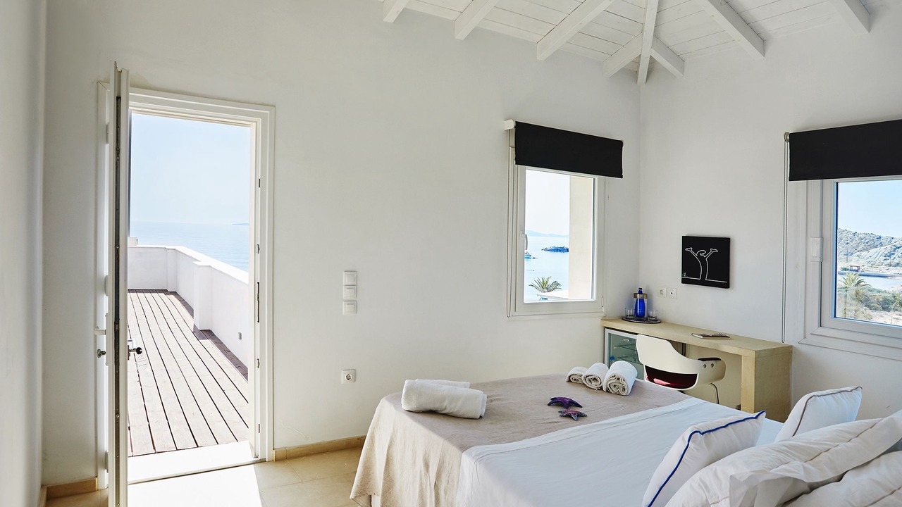 Photo of Bedroom in Erikousa Island