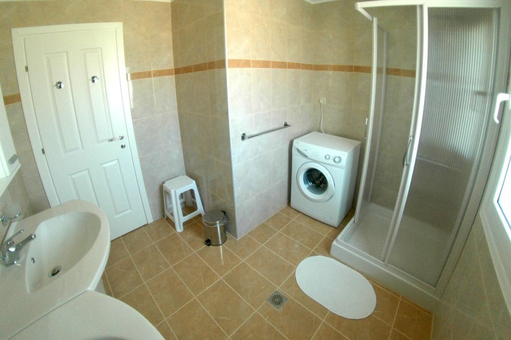 Photo of Bathroom in Makry Gialos