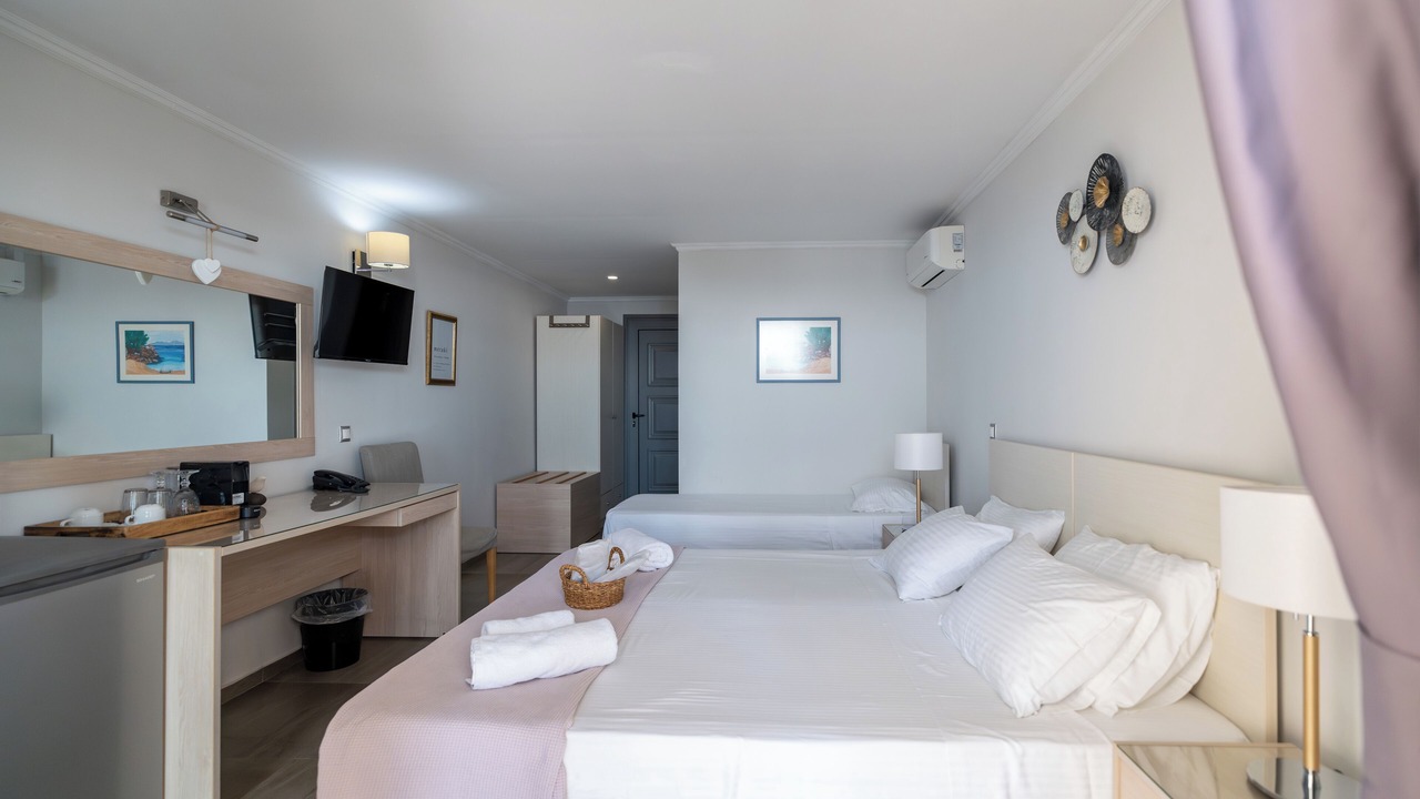 Photo of Bedroom in Troulos