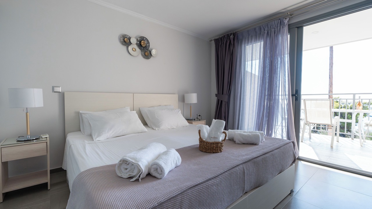 Photo of Bedroom in Troulos