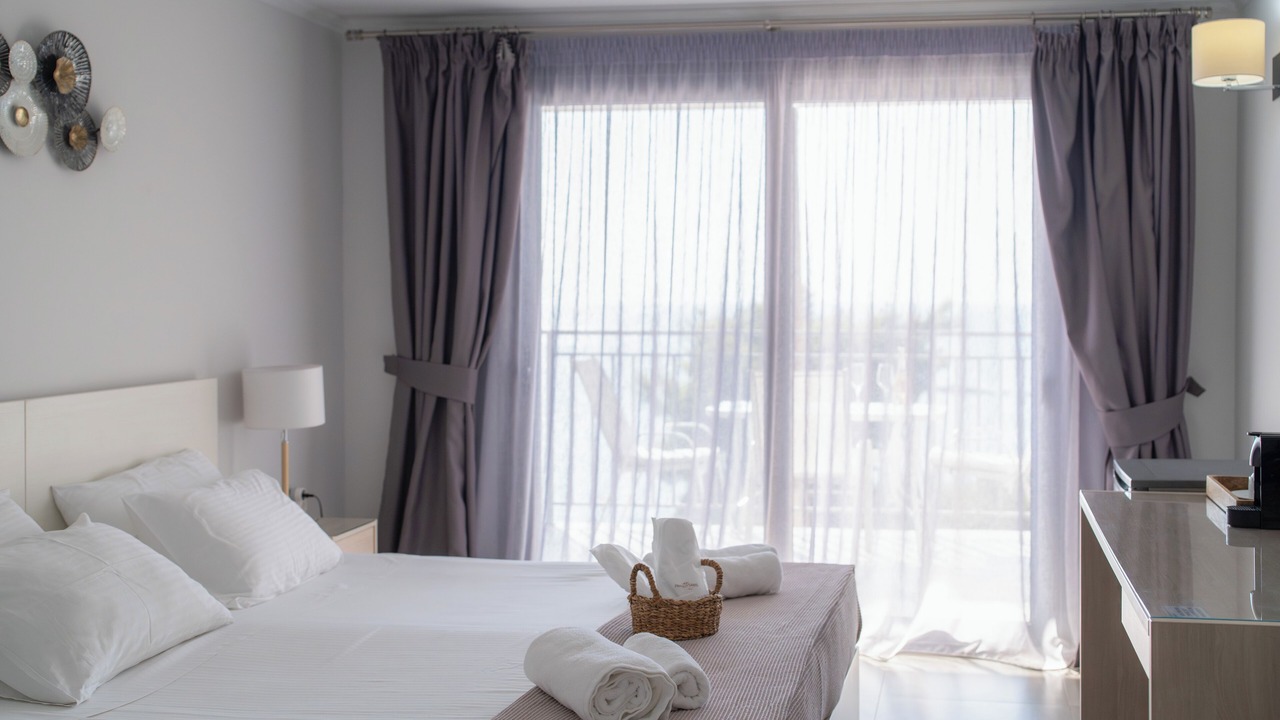 Photo of Bedroom in Troulos