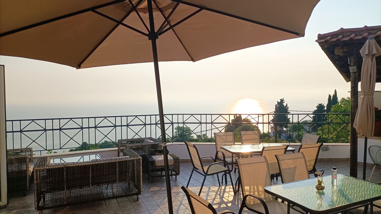 Photo of Patio Balcony in Karitsa