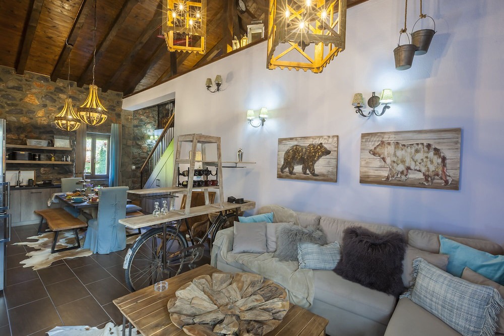 Photo of Livingroom in Aghios Athanasios